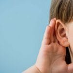 O que é surdez infantil?